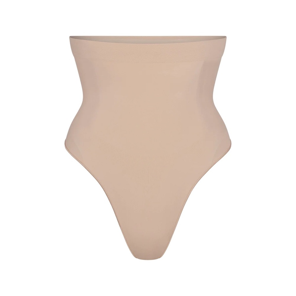 NWT SKIMS Seamless Sculpt High Waisted Thong in color Mica